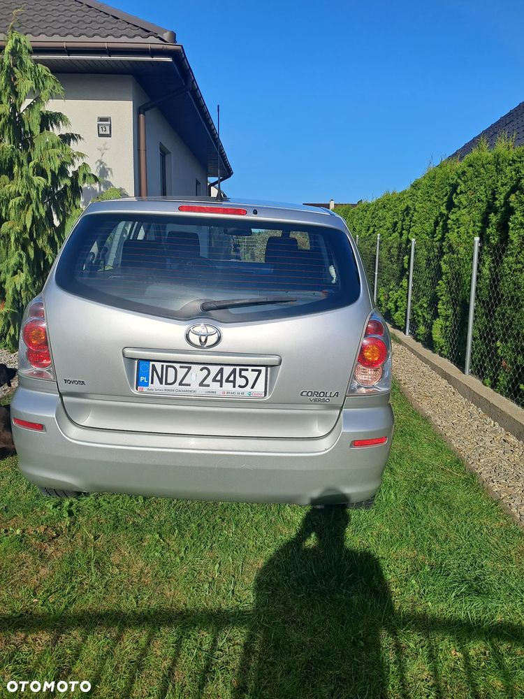 Toyota Corolla Verso 1.8 Premium 7os - 10