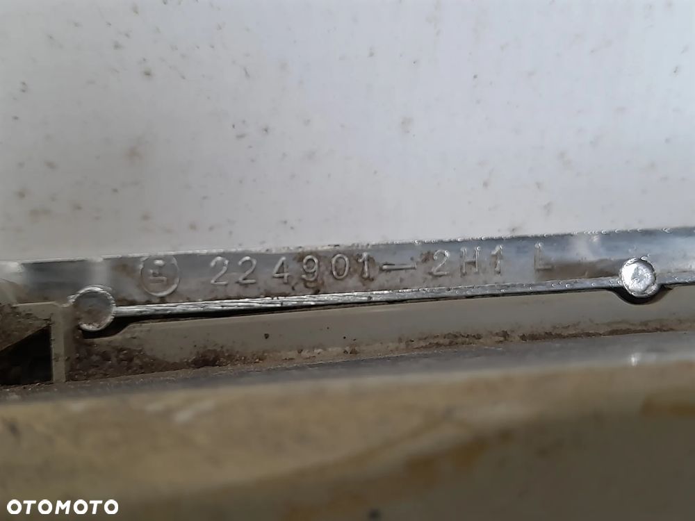 Lampa prawy tył Mercedes W114 W115 Mercedes OE K33360 - 5