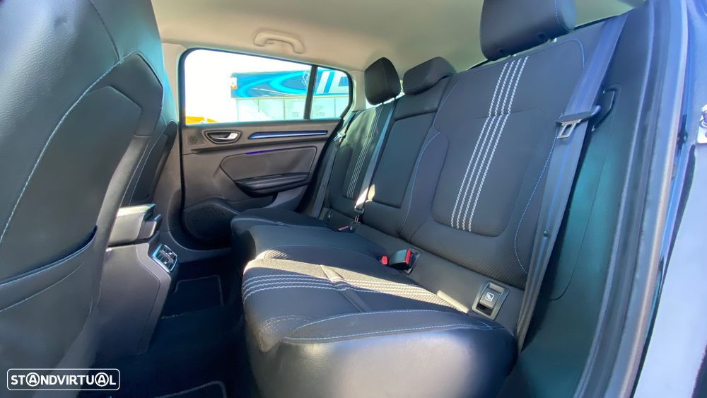 Renault Mégane Sport Tourer 1.5 dCi GT Line EDC - 24