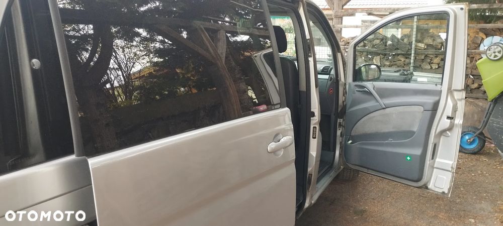 Mercedes-Benz Viano - 4