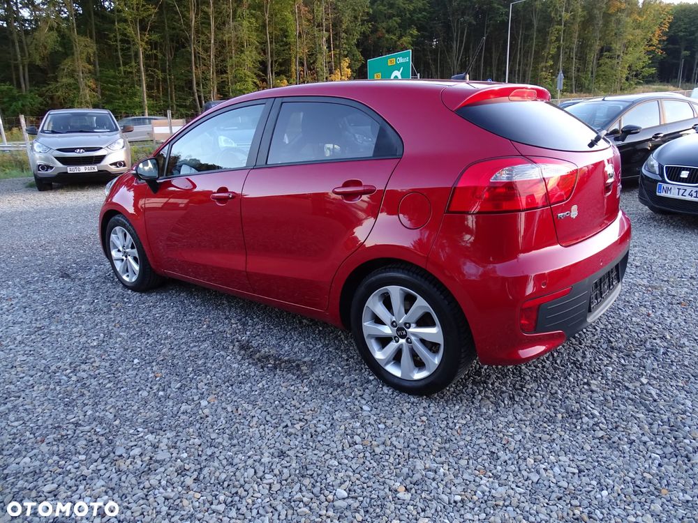Kia Rio 2016 photo 5