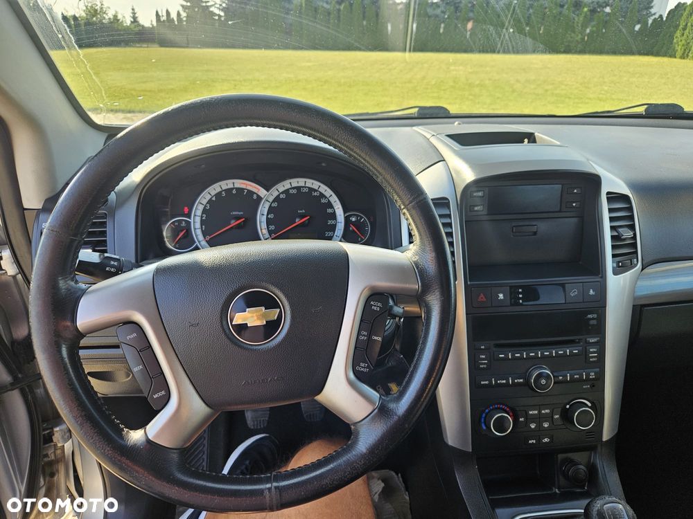 Chevrolet Captiva 2.4 2WD 7 Sitzer LS Family Edition - 10