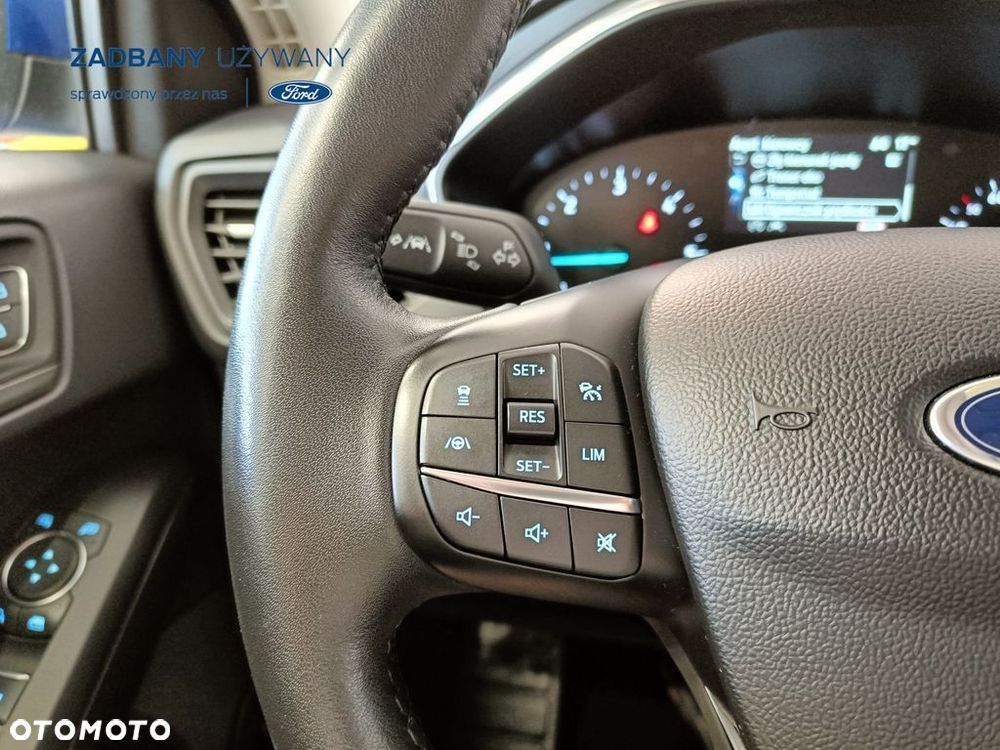 Ford Focus 2.0 EcoBlue Start-Stopp-System TITANIUM - 22