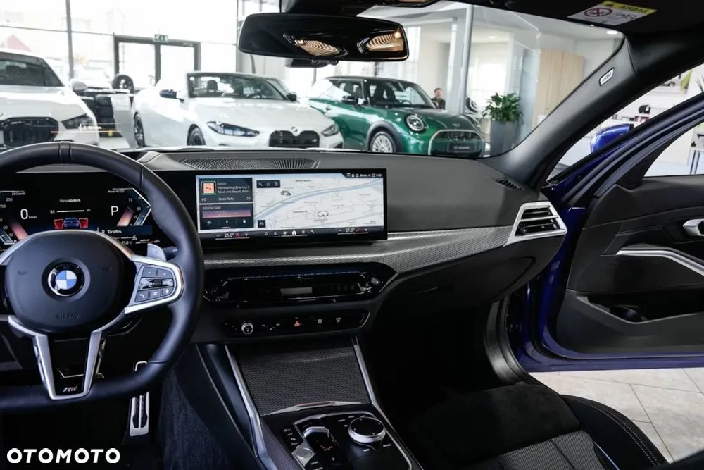 BMW Seria 3 318i M Sport - 12