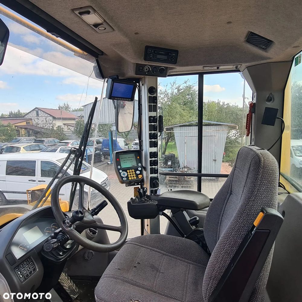 Volvo L150F - 7