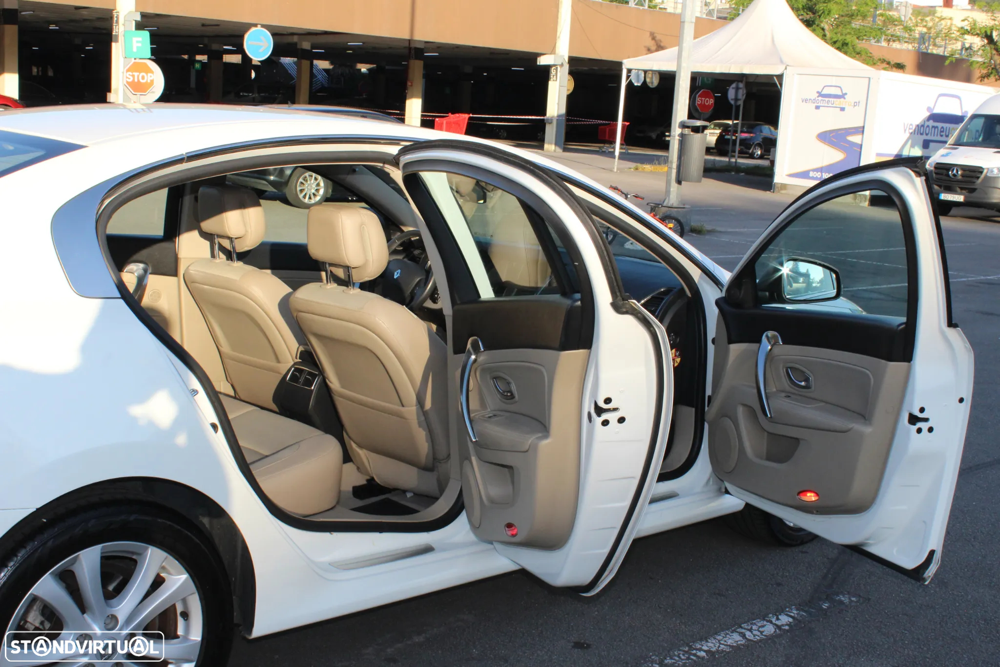 Renault Latitude dCi 175 FAP Aut. - 15