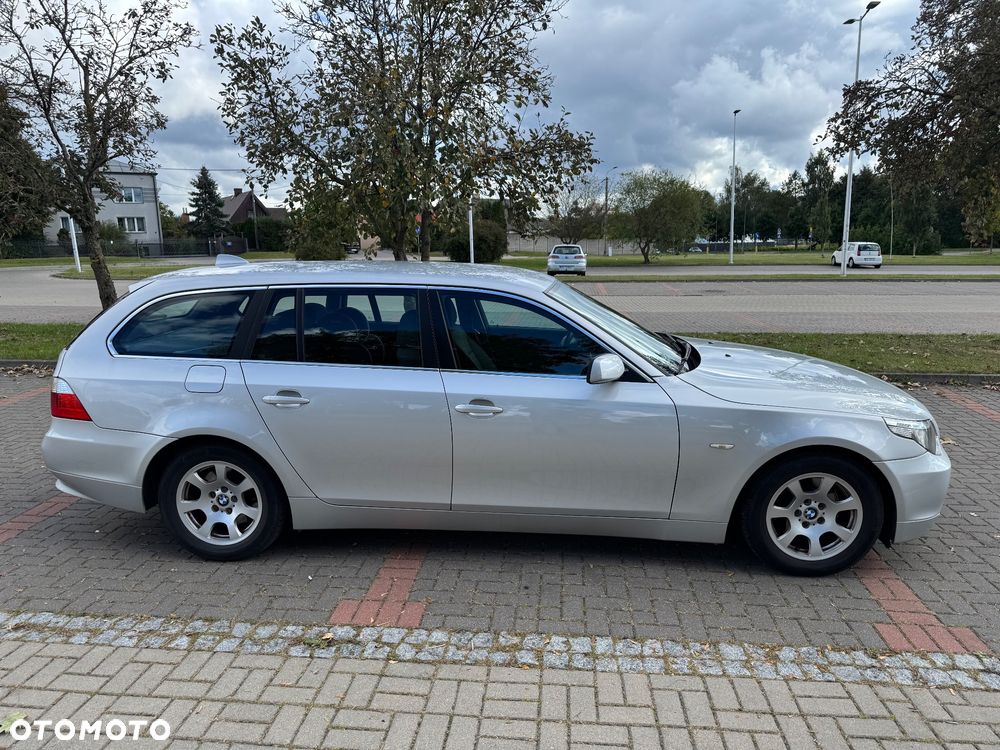 BMW Seria 5 530d Touring - 4