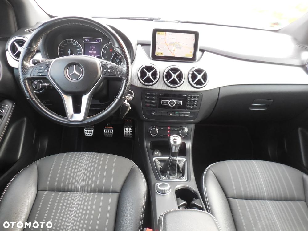 Mercedes-Benz Klasa B 180 BlueEFFICIENCY Edition - 15