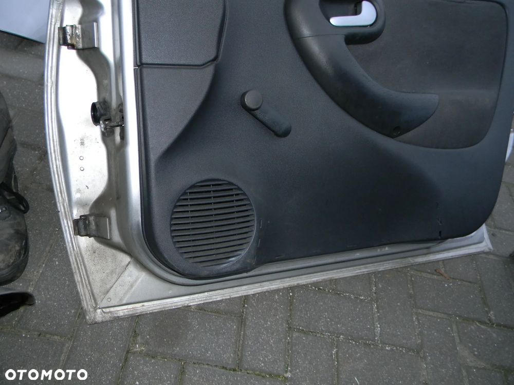 drzwi lewe prawe tył przód OPEL CORSA C Z147 5D - 14