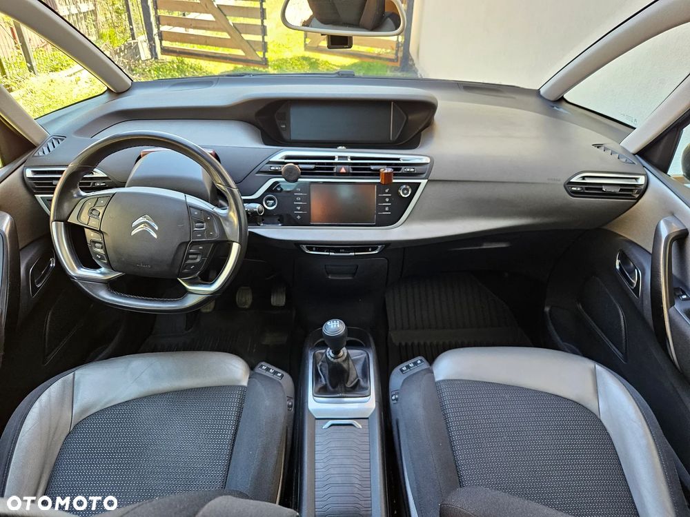 Citroën C4 Picasso 1.6 e-HDi Exclusive - 17