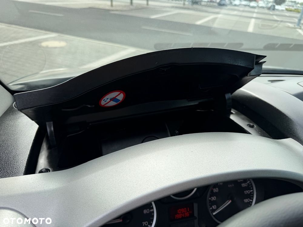 Peugeot Partner 1.6 HDi Outdoor - 28