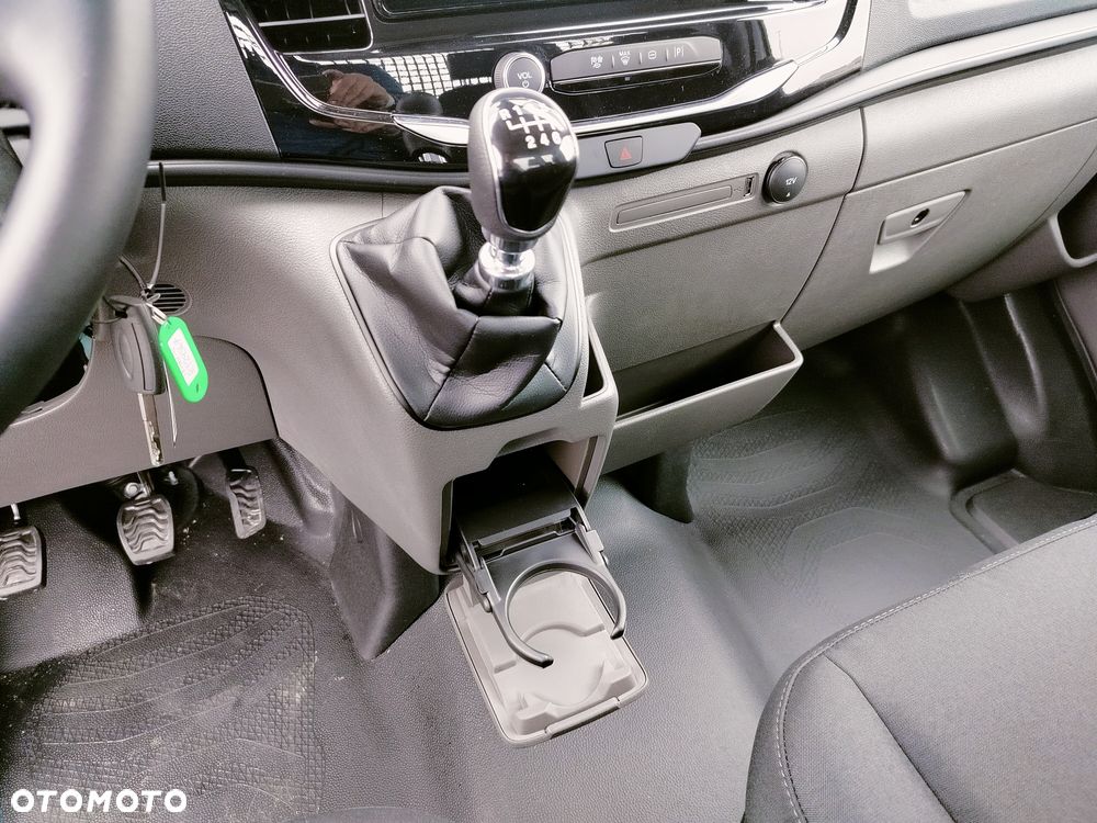 Ford Transit Pojedyncza kabina - 16