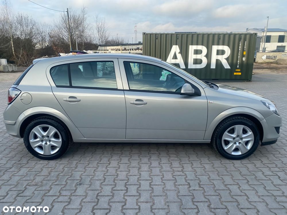 Opel Astra 1.4 Enjoy - 15