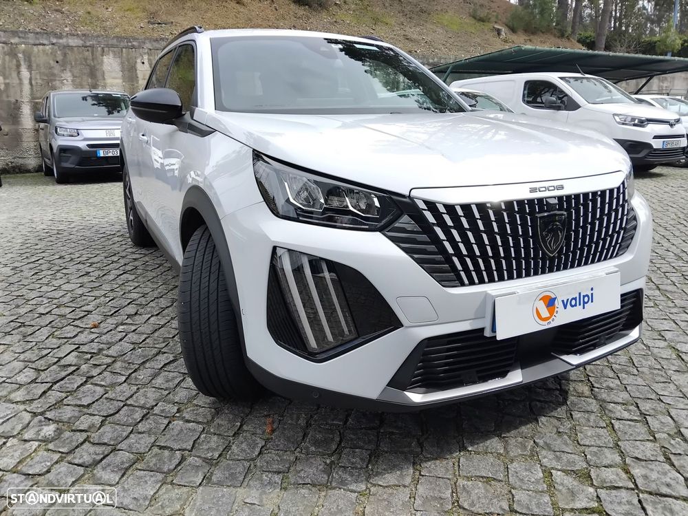 Peugeot 2008 1.2 PureTech Allure - 3