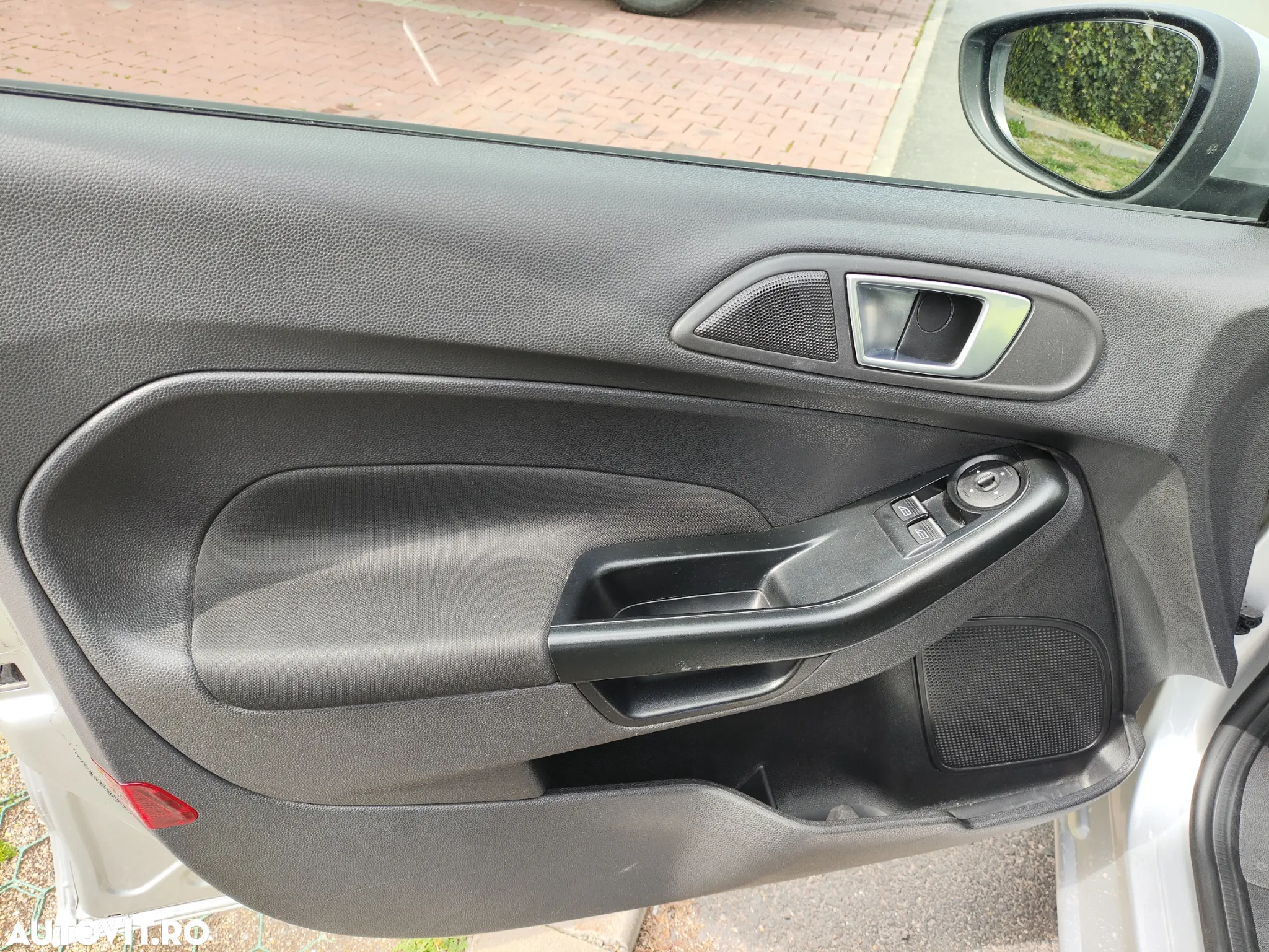 Ford Fiesta 1.0 Trend - 9