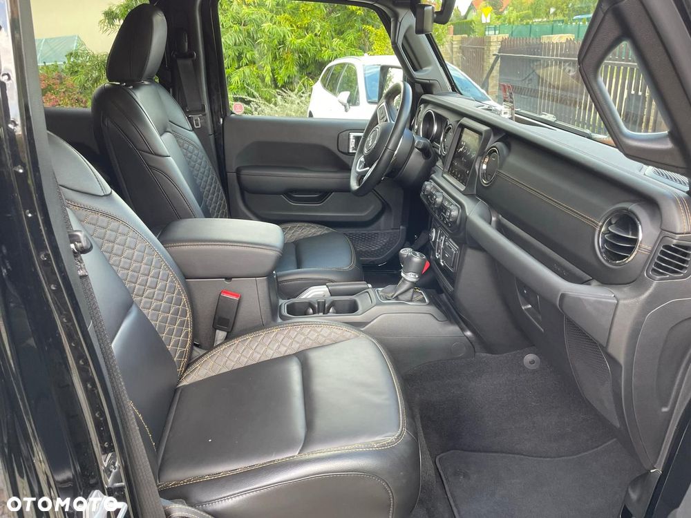 Jeep Wrangler Unlimited 3.6 Automatik Sahara - 14