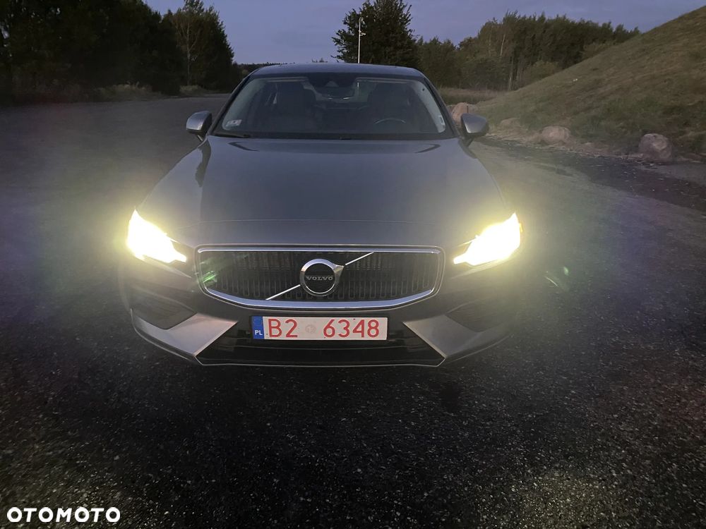 Volvo S60 T5 AWD Momentum Pro - 38