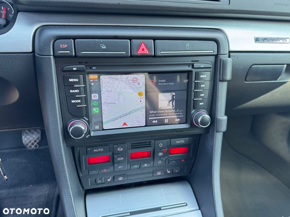 Audi A4 Avant 2.0 T FSI quattro - 16