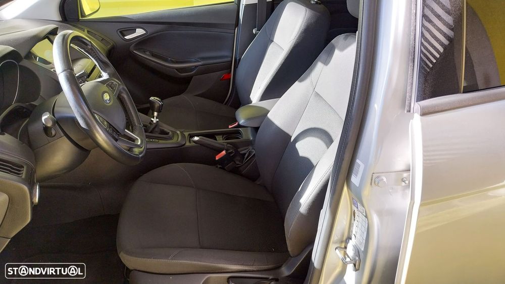 Ford Focus 1.5 TDCi EcoBlue Titanium - 7