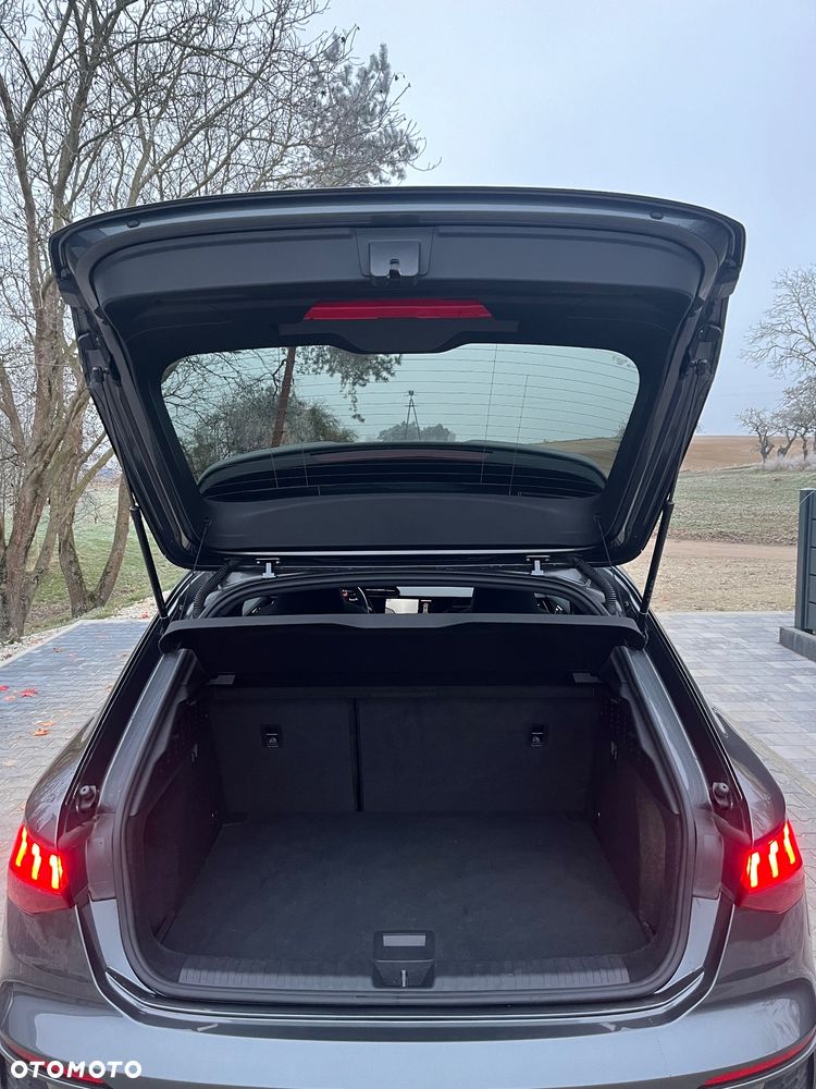 Audi A3 Sportback 40 TDI quattro S tronic S line - 11