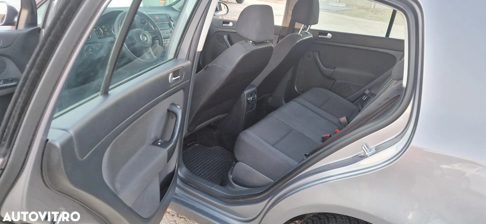 Volkswagen Golf Plus - 22