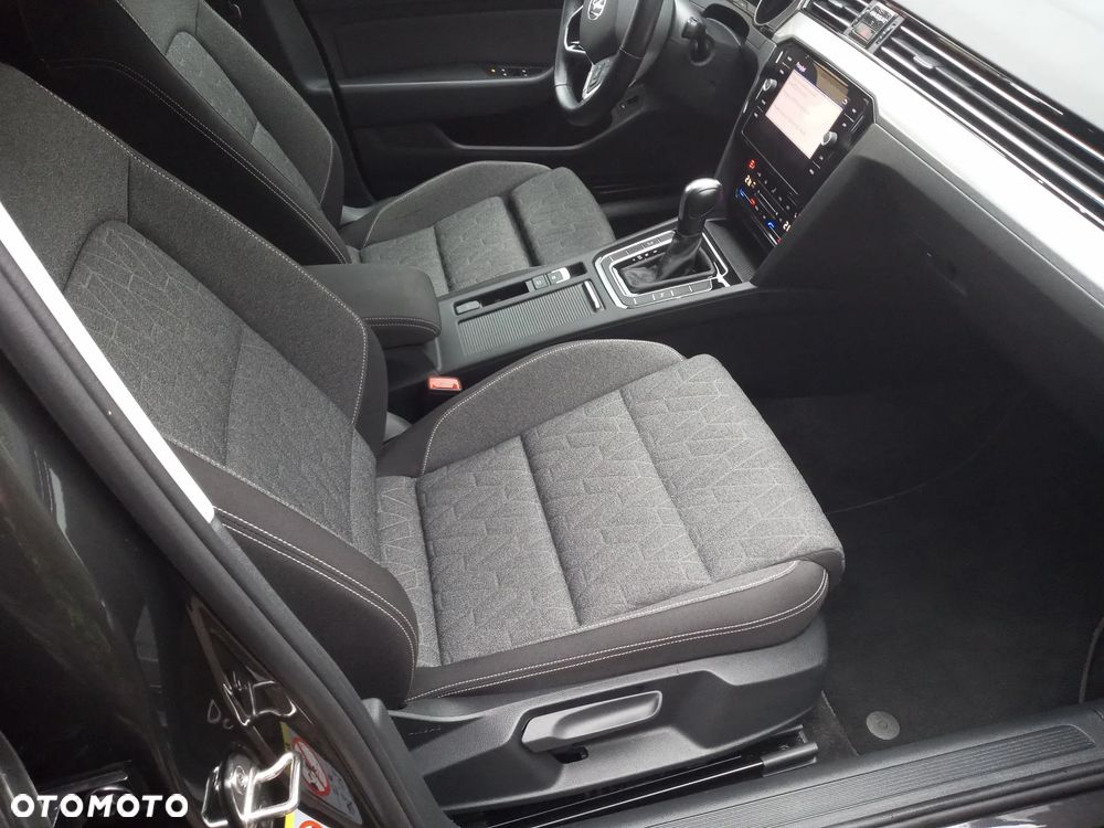 Volkswagen Passat 2.0 TSI Business DSG - 30