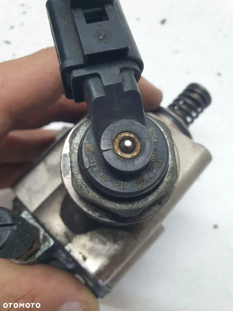 POMPA PALIWA 06F1270250 VW GOLF V 2.0 FSI - 5