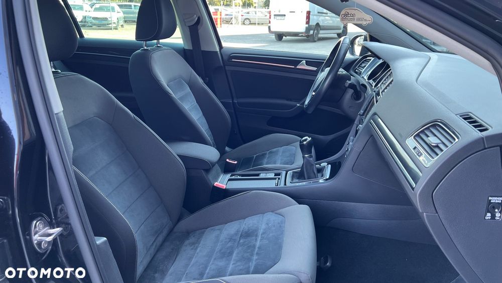 Volkswagen Golf 1.4 TSI BMT Highline - 8