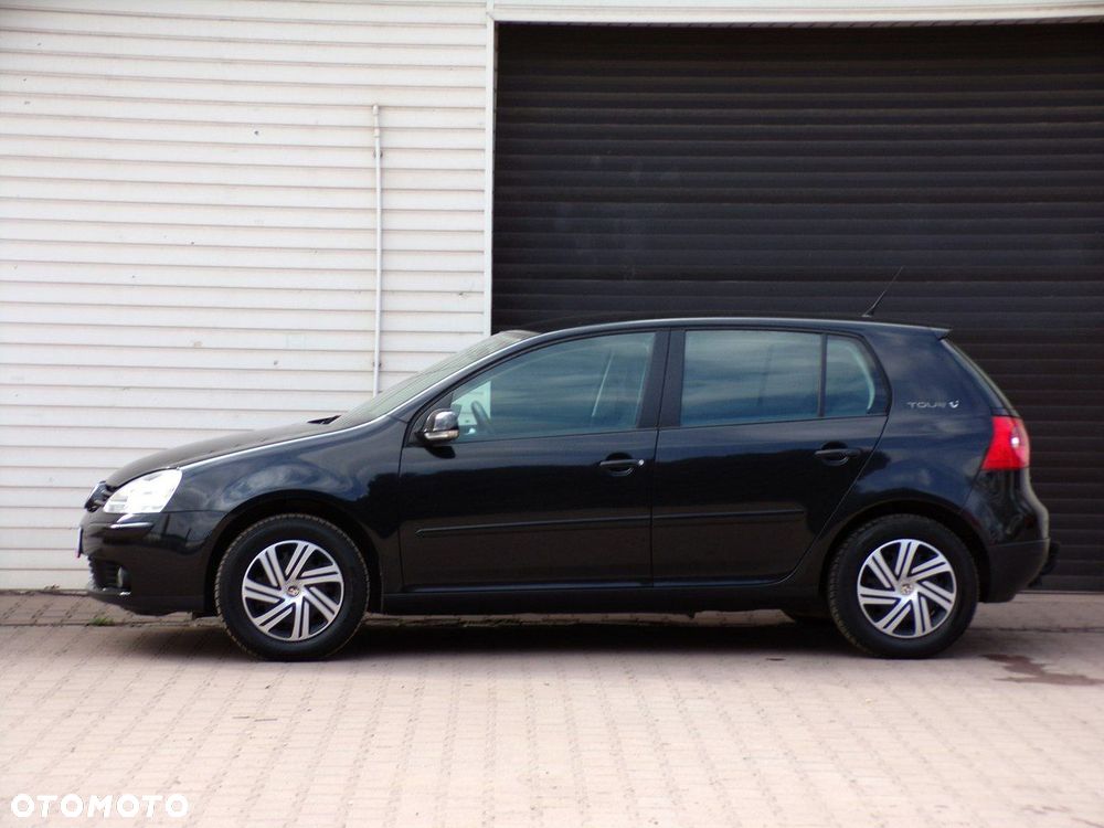 Volkswagen Golf - 10