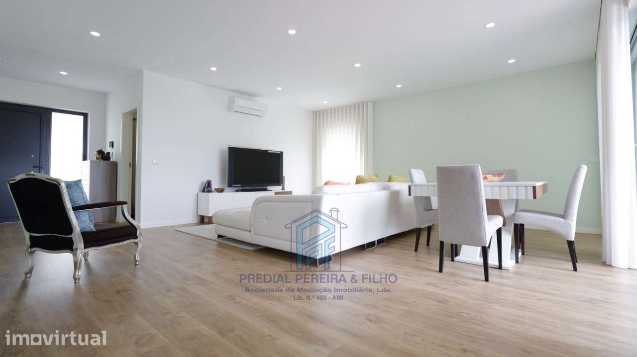 Moradia Térrea Moderna com Piscina e Vista Panorâmica - Baião / Grilo - Grande imagem: 5/30