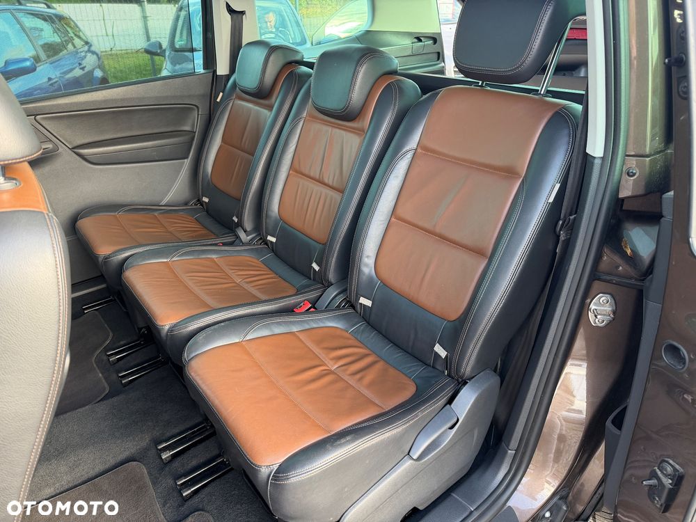 Volkswagen Sharan 2.0 TSI Highline DSG - 9