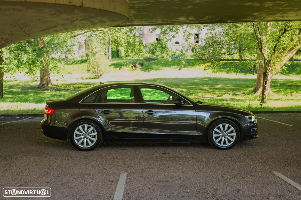 Audi A4 2.0 TDI multitronic Business Line Sport - 9