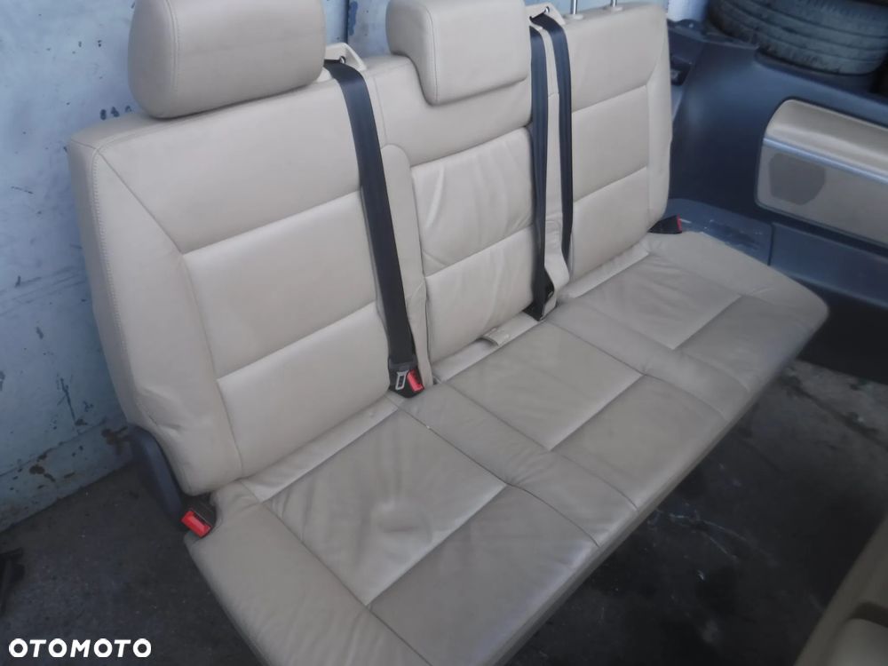 Vw T5 Lift T6 multivan fotele siedzenia grzane  kanapa skory stolik przekladka 2 X drzwi boczki roletki kpl - 13