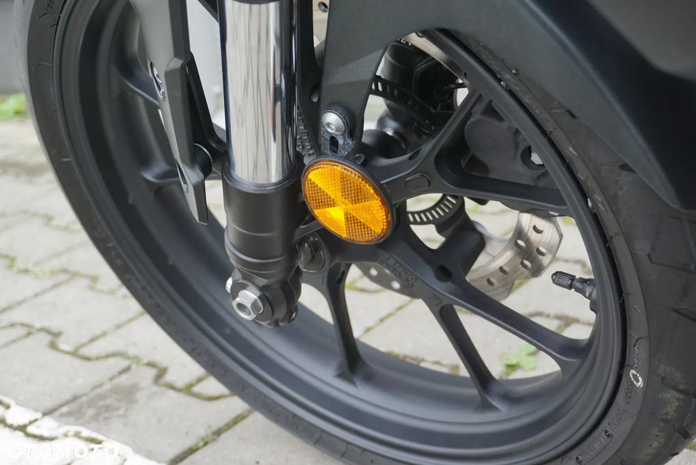 Honda CB - 13