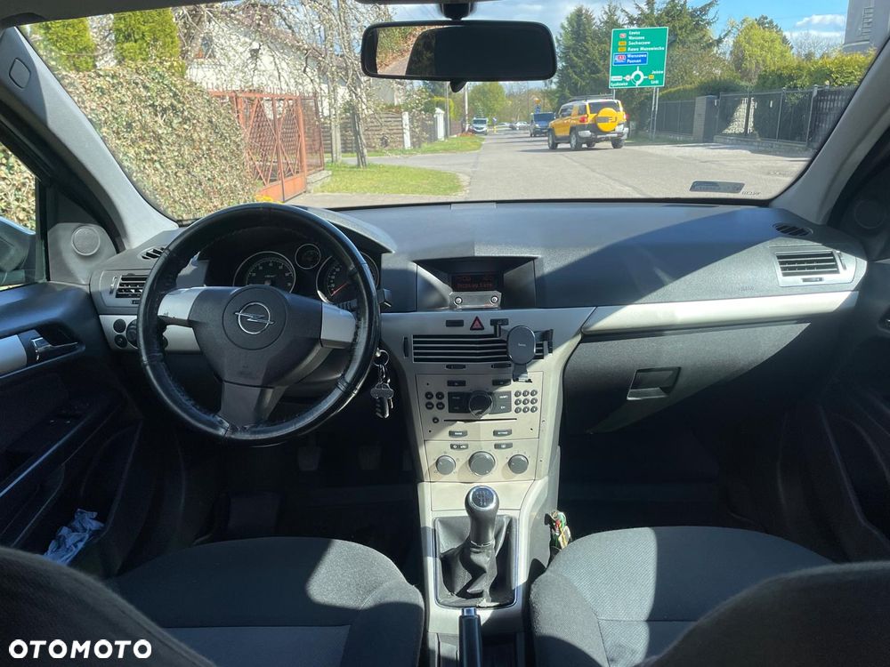Opel Astra 1.6 Enjoy - 8