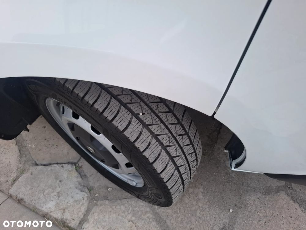 Opel Vivaro 2018 L2H2 MAXI * klima 3osobowy - 36