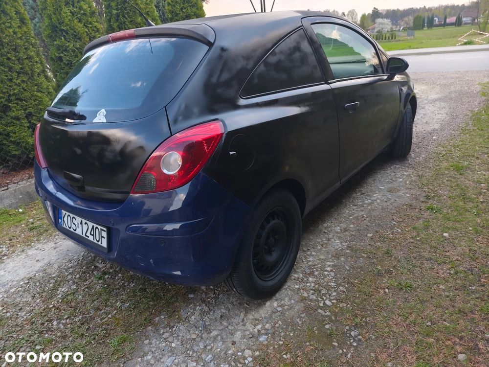 Opel Corsa 1.2 16V Essentia - 5