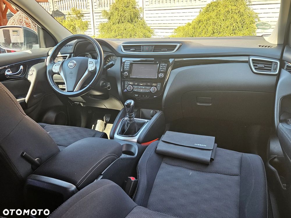 Nissan Qashqai 1.2 DIG-T Tekna - 10