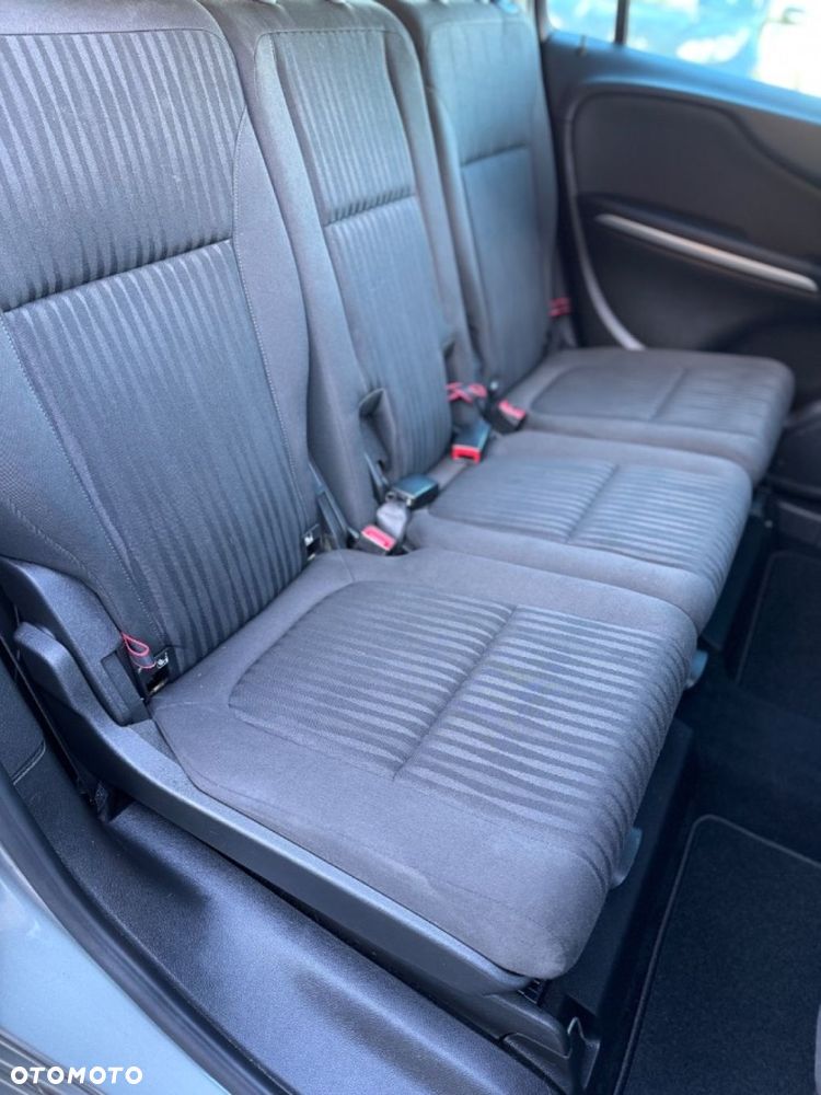 Opel Zafira - 13