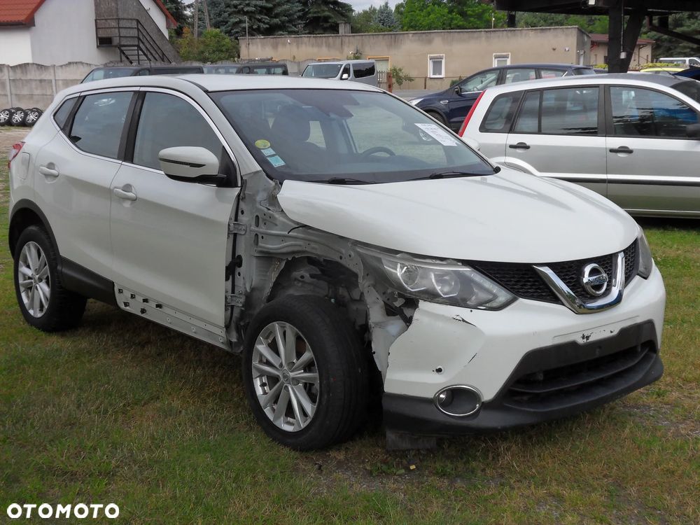 Nissan Qashqai 1.5 dCi DPF visia - 7