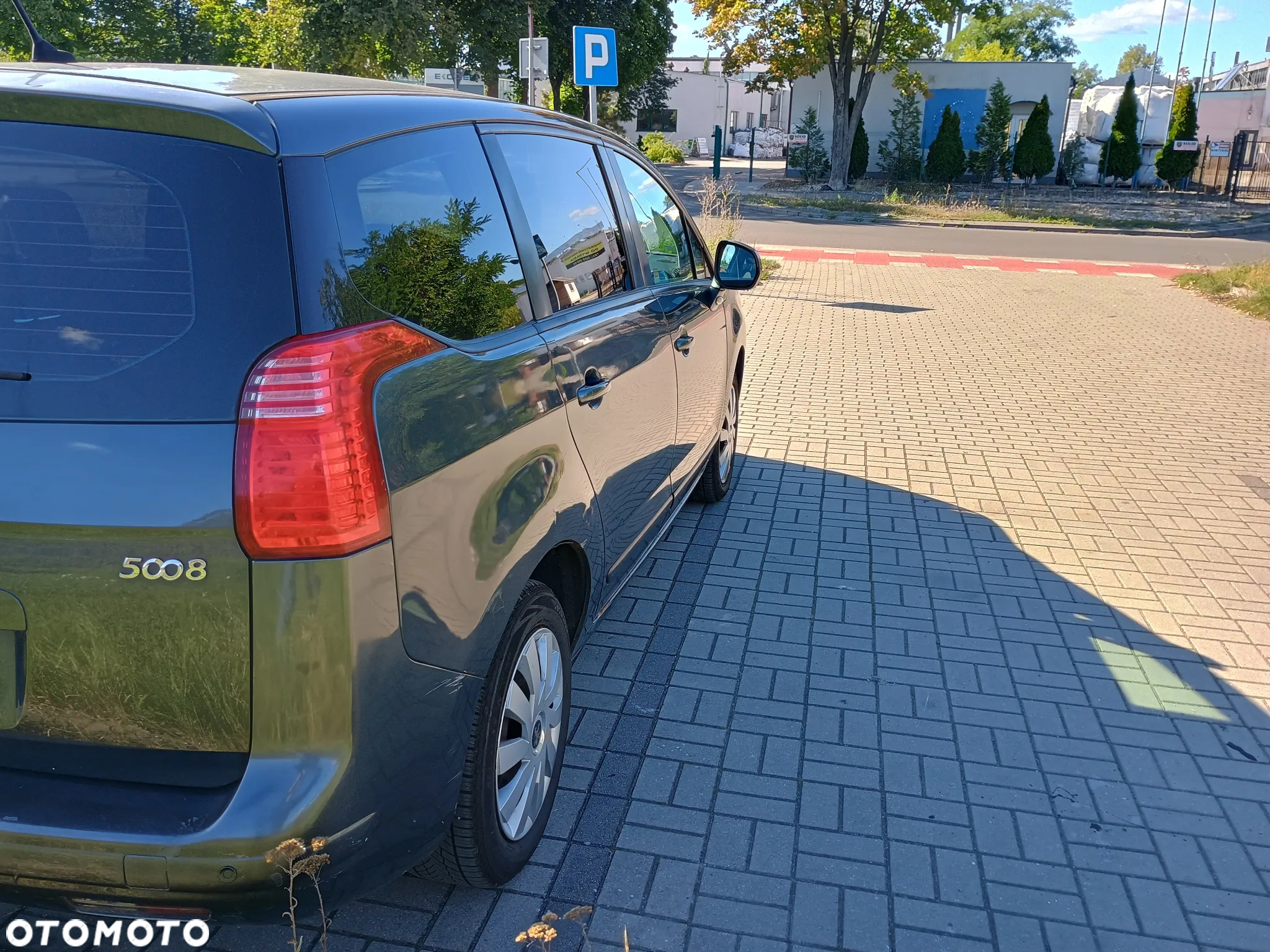 Peugeot 5008 - 5