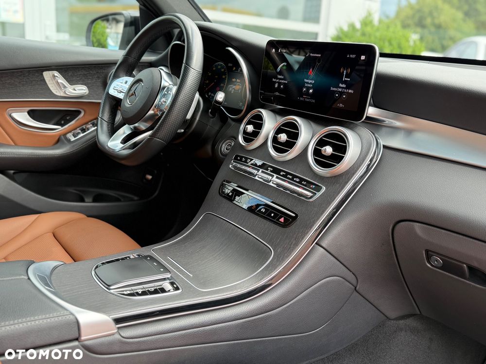 Mercedes-Benz GLC 220 d 4Matic 9G-TRONIC AMG Line Plus - 18