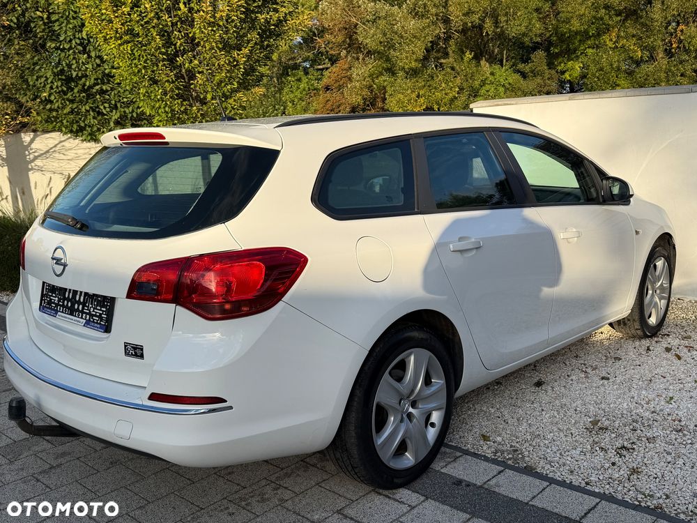 Opel Astra - 11