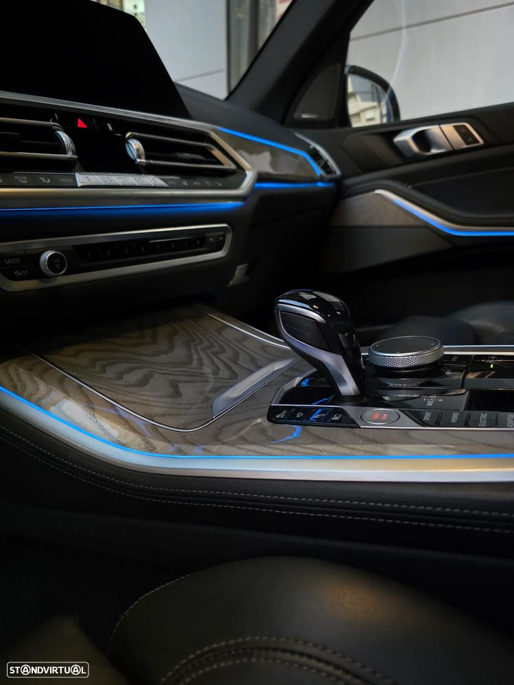 BMW X5 45 e xDrive Pack M — fotografia 7