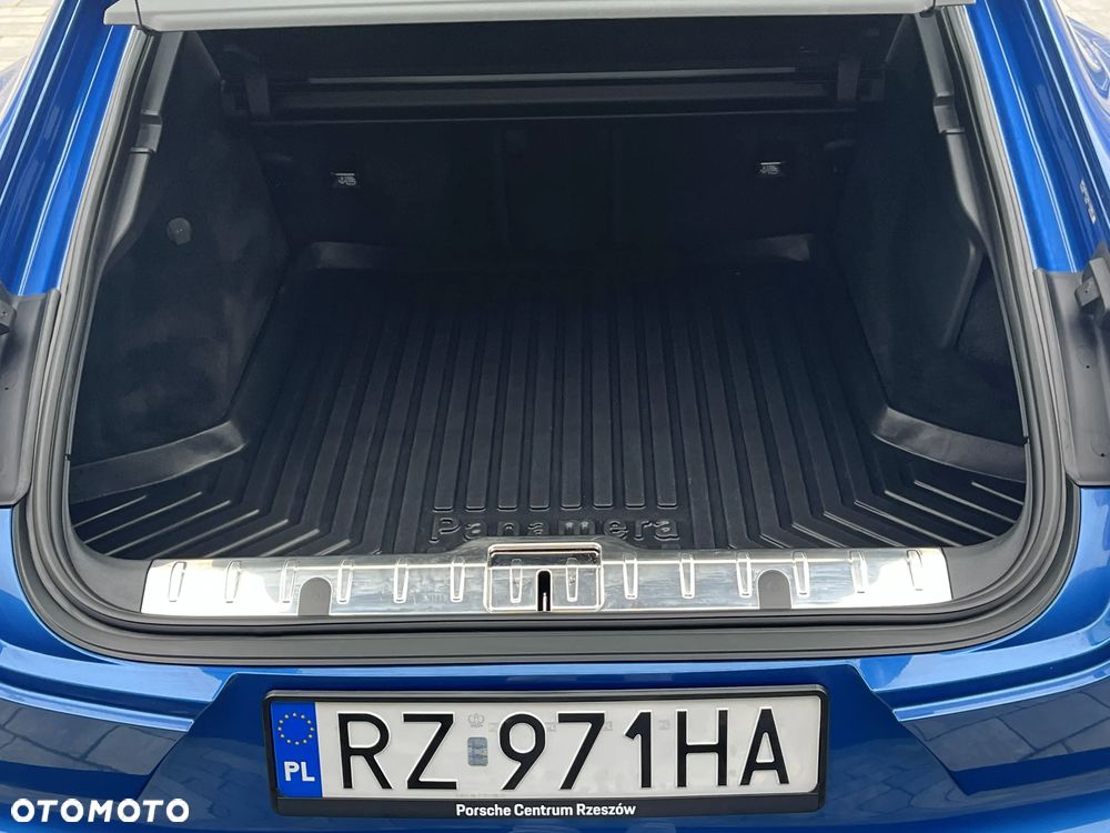 Porsche Panamera 4S - 20