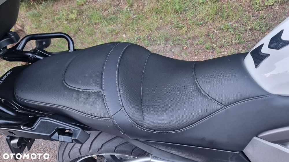 Honda VFR - 3