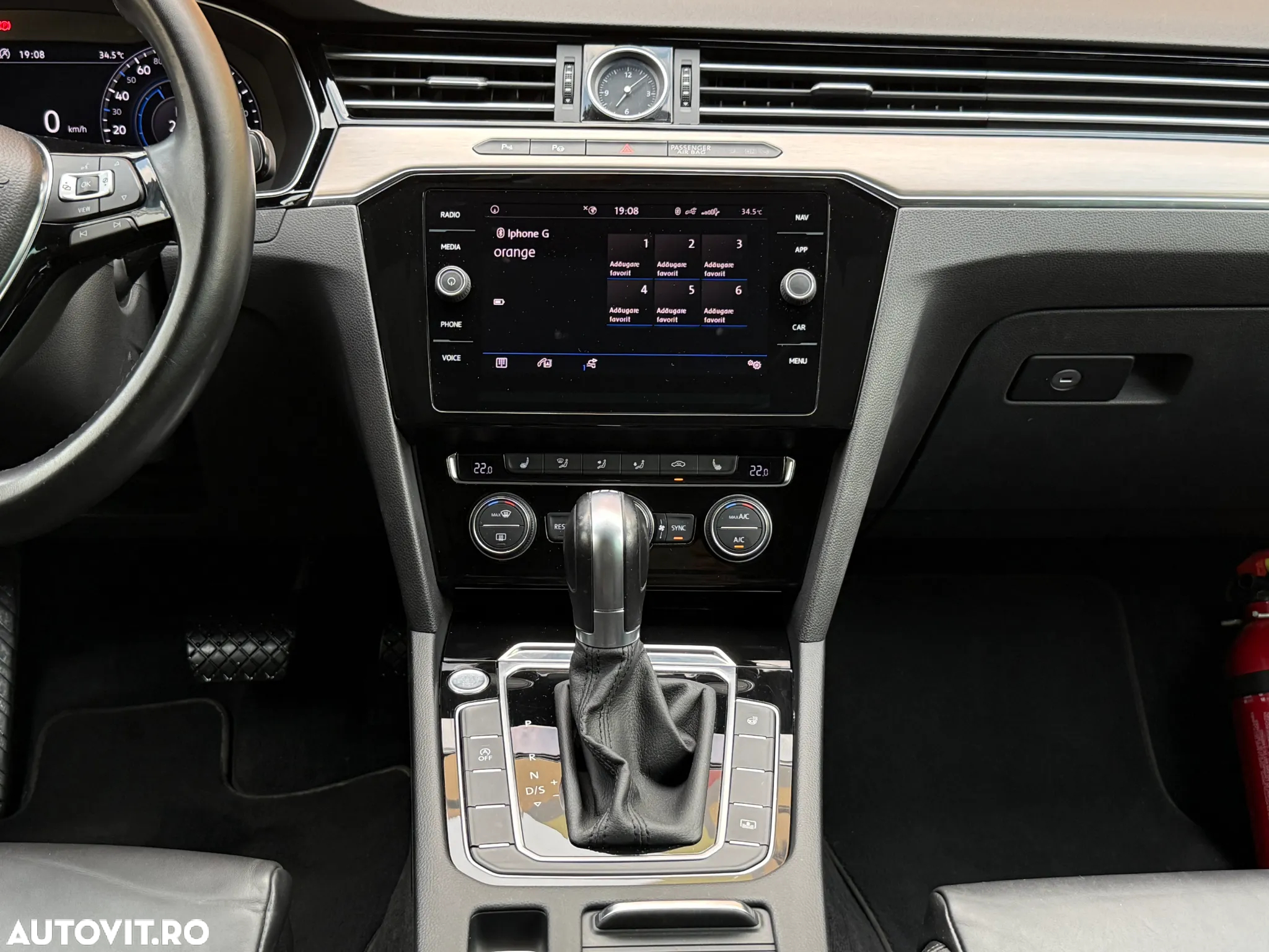 Volkswagen Passat Variant 1.6 TDI (BlueMotion Technology) DSG Comfortline - 18