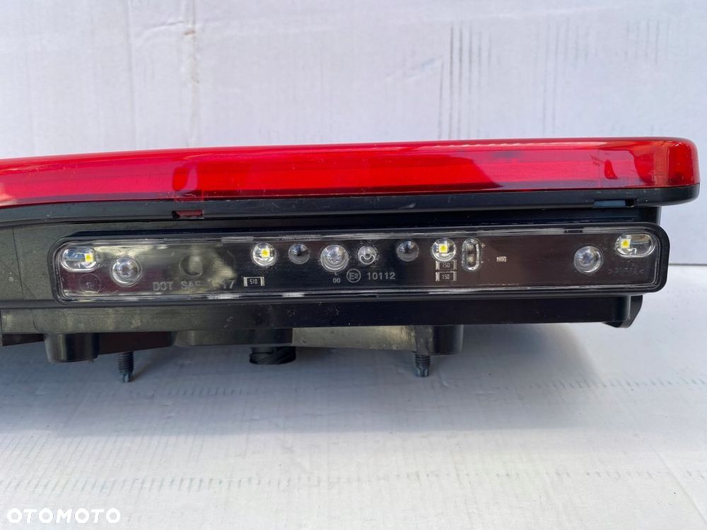 Sprinter 907 910 lampa tylna LEWA tył LEWY RAMA skrzynia kontener LED NOWA - 3