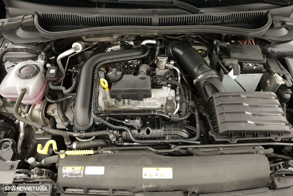 VW Polo 1.0 TSI Urban DSG - 23