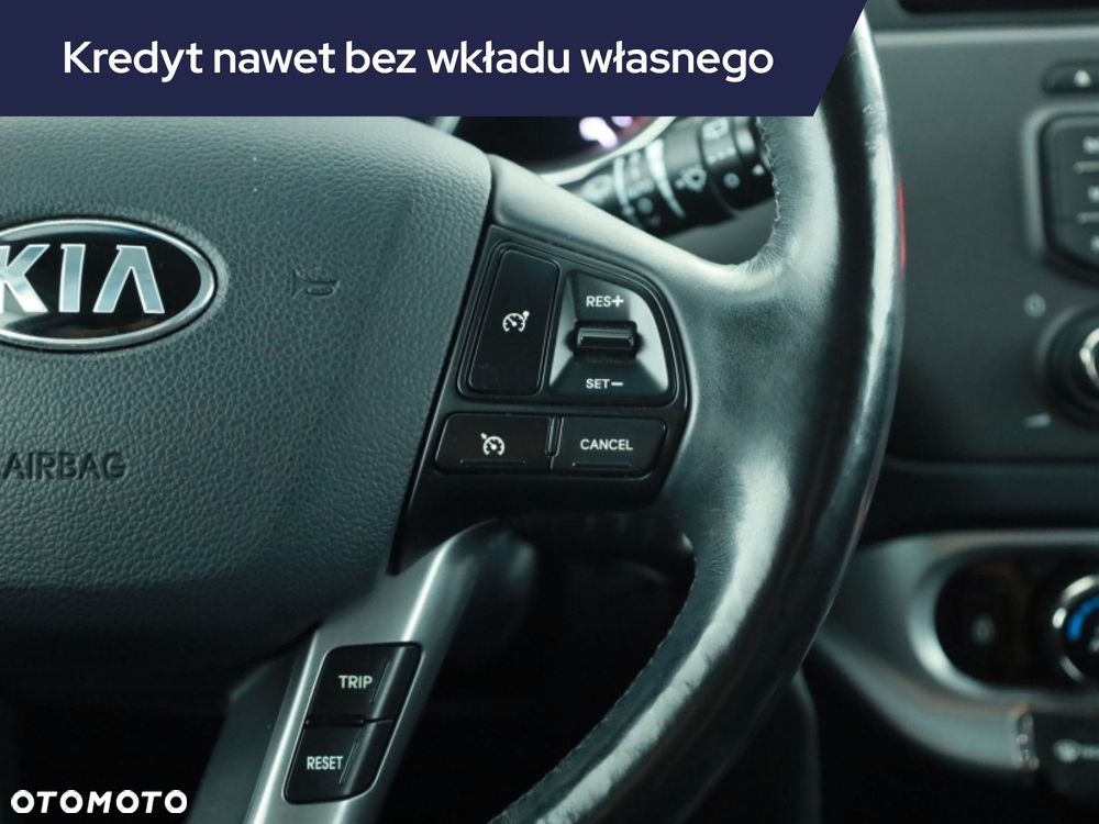 Kia Rio - 15